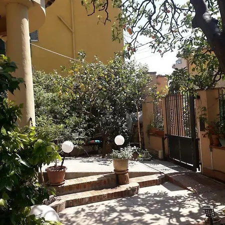 La Clemente Homestay Menton